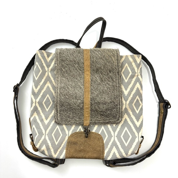 Myra Bag Artist's Impression Hairon Flapover Canvas & Leather Backpack Boho Chic - Picture 2 of 9